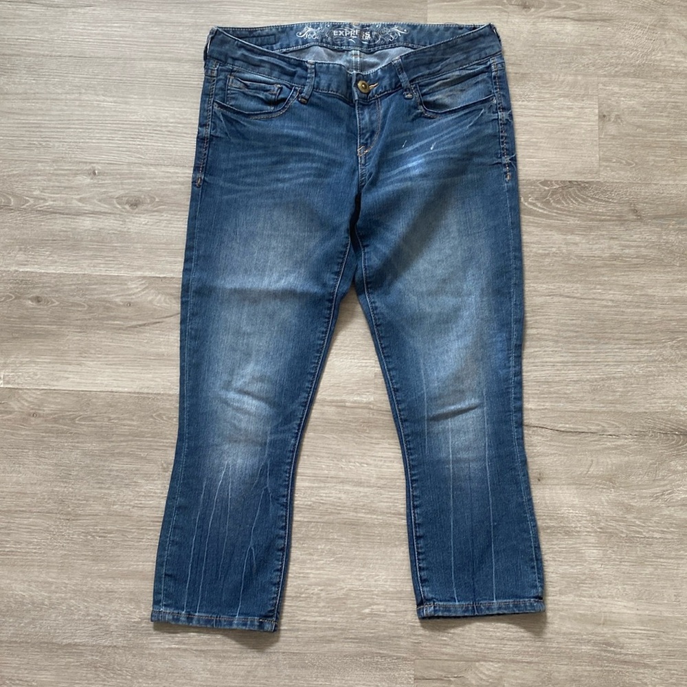 EXPRESS cropped ultra low rise size 4 jeans